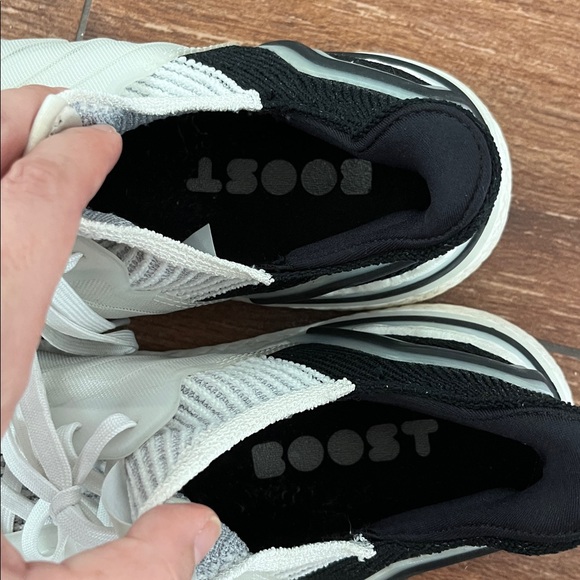Adidas Boost - Picture 3 of 9